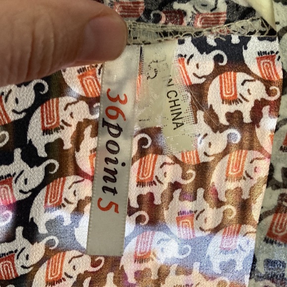 Elephant Pattern button up blouse - Picture 2 of 3